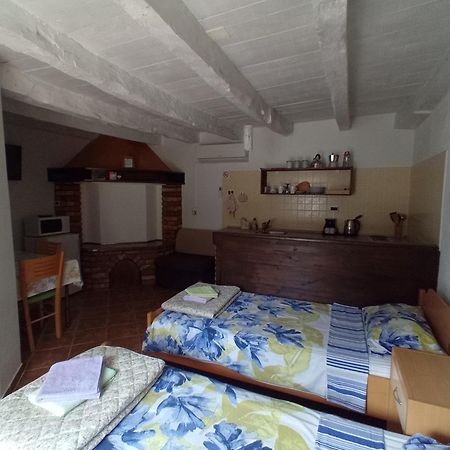 Apartmani Bartulasi Roc Екстер'єр фото
