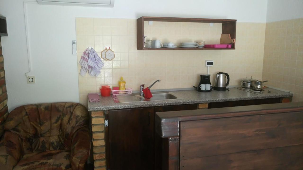 Apartmani Bartulasi Roc Екстер'єр фото