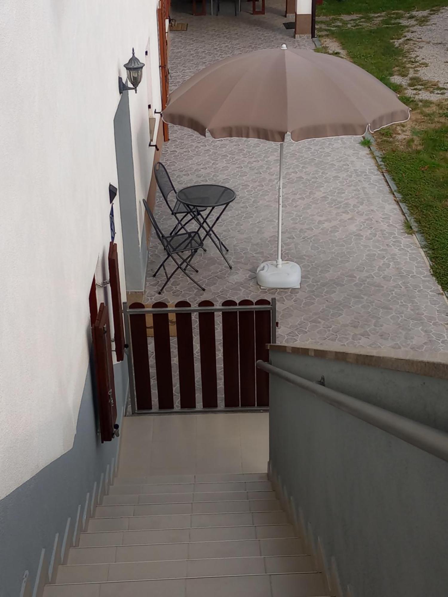 Apartmani Bartulasi Roc Екстер'єр фото